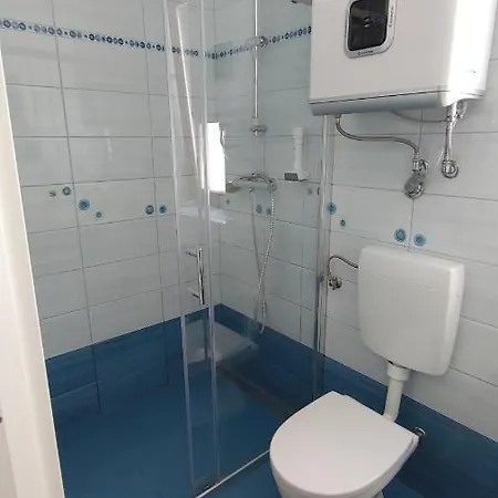 Nočitev z zajtrkom Isola