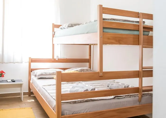 Isola Bed and Breakfast